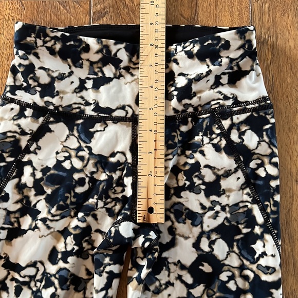 Sweaty Betty Power 7/8 Crop Leggings - Picture 5 of 12